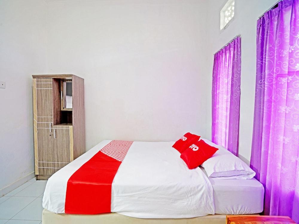 OYO 90860 Tunjung Sari 8