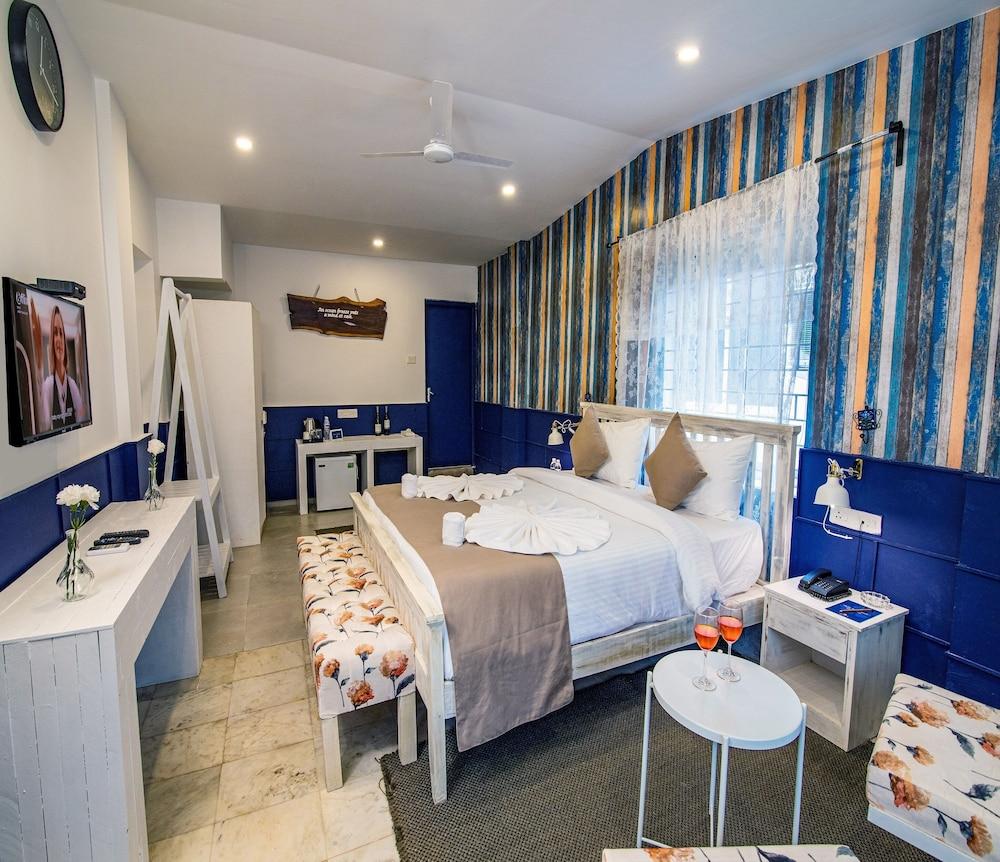 Hibis Hotels and Resorts