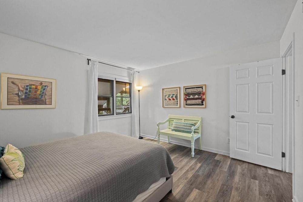 Endless Summer 2 Bedroom Condo