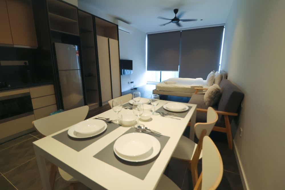 Scarletz Suite Couple Stay