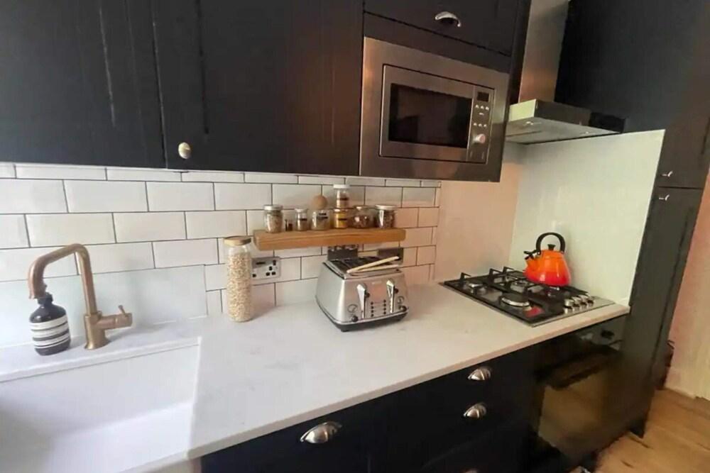 Vibrant & Cosy 1BD Flat - Kennington