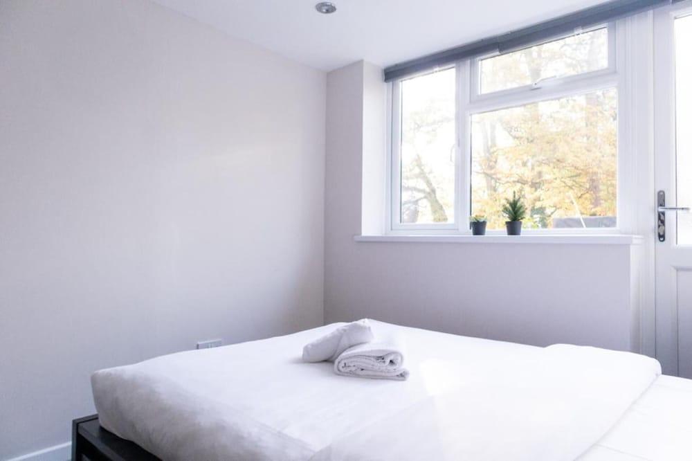 4 Bedroom Haven in Southampton