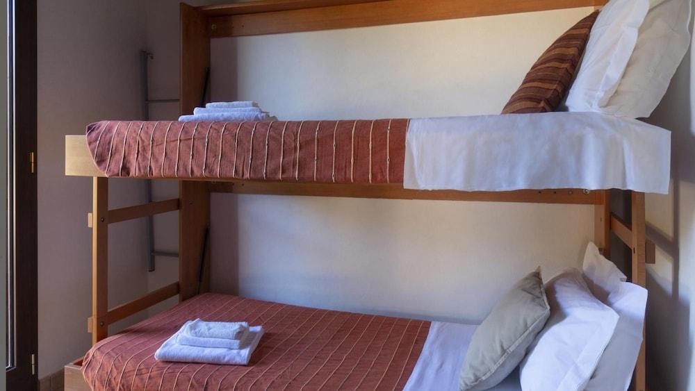 Welcomely - Sa Murta-il Mirto