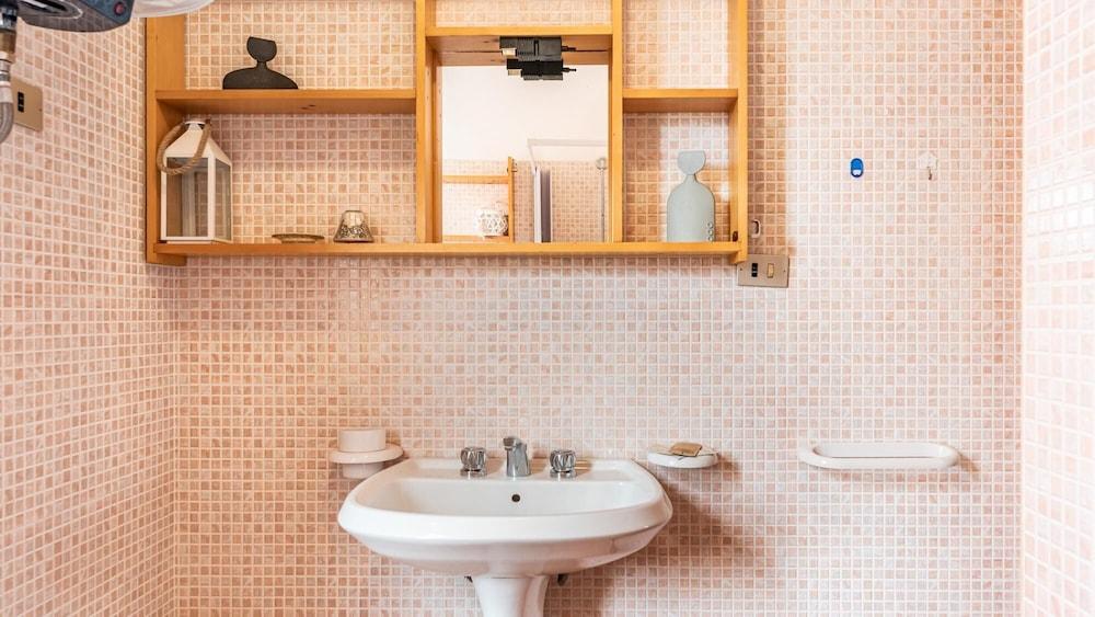 Welcomely - Corsica 9 Geranio