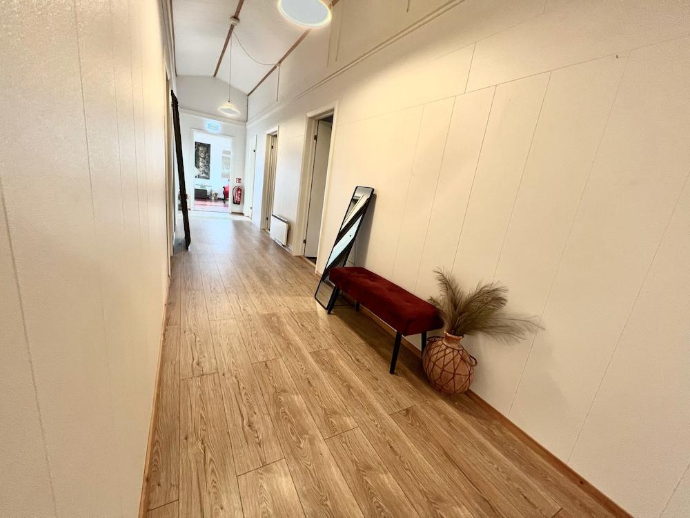 Langahlíð Guesthouse