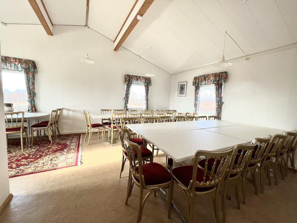 Langahlíð Guesthouse