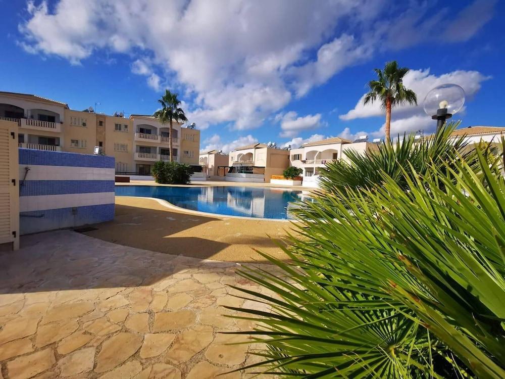 Escape and Relax Apartment