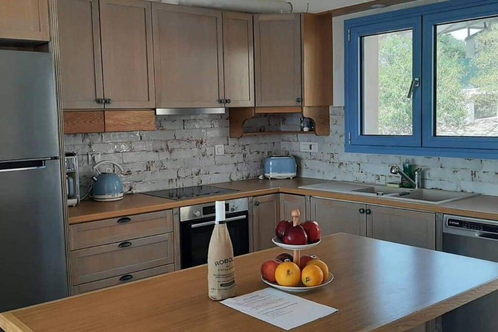 Augustela Villa Seaview Vacation Villa