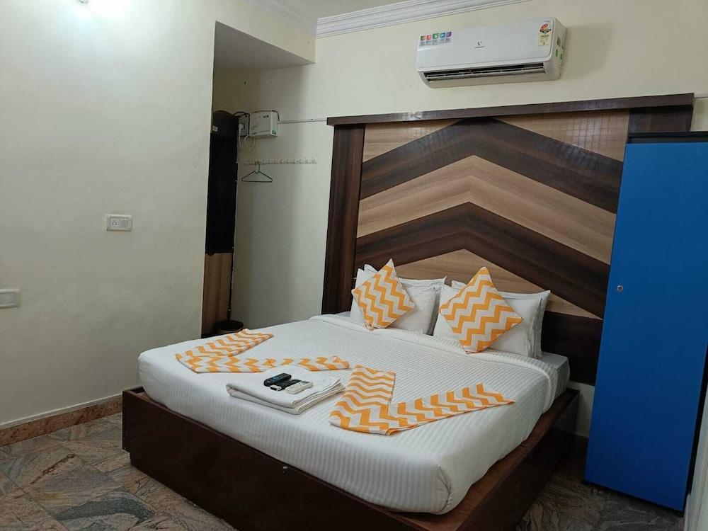 The Dolphin Park Hotel