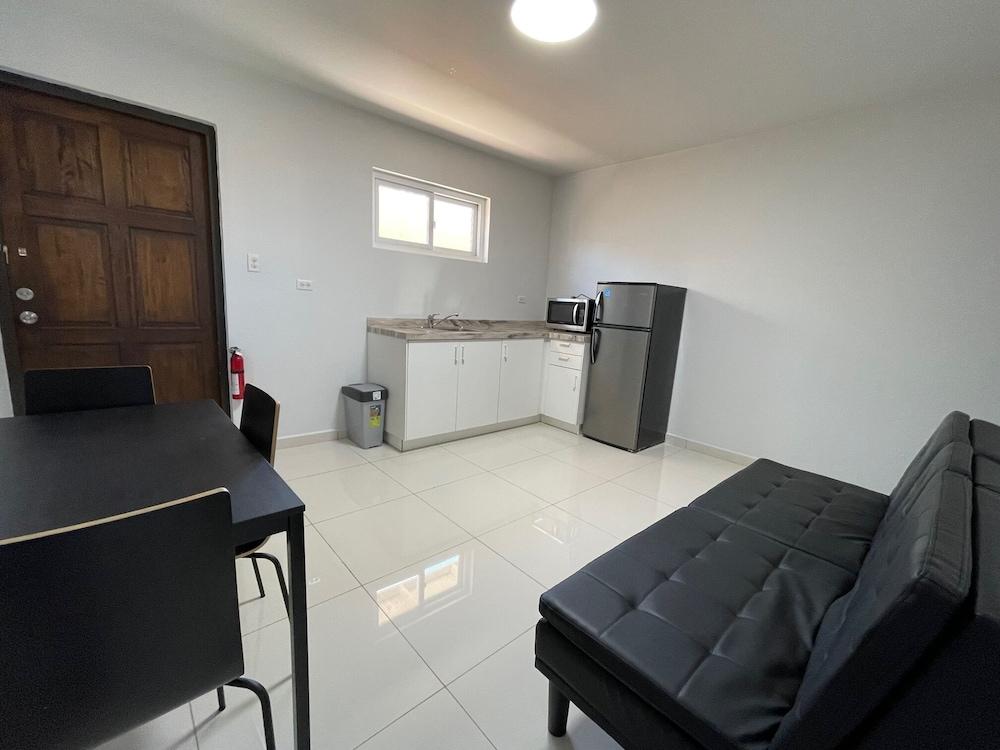 Seroe Patrishi 11 Apt 7