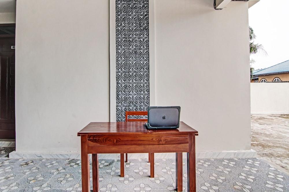 Hotel O Sandira Syariah