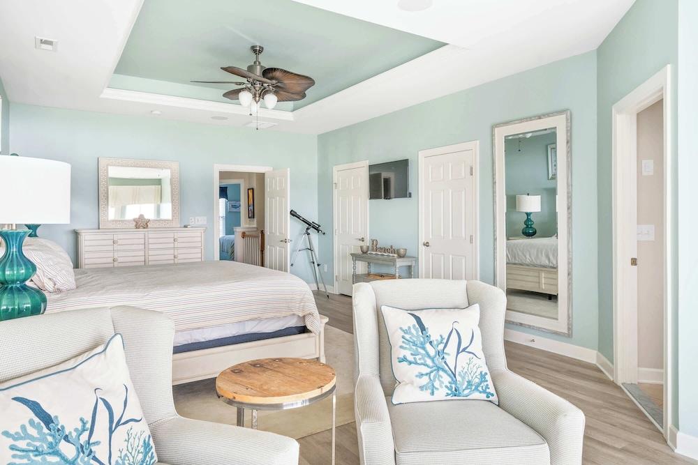 Hidden Paradise Coastal Views!