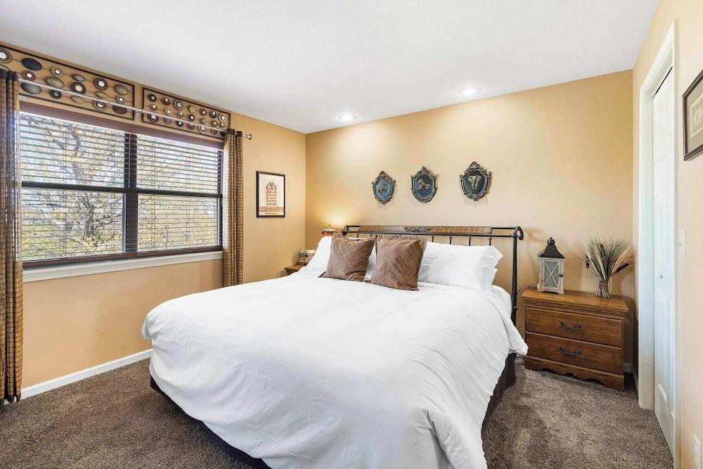 Golf Course Escape - Resort Amenities