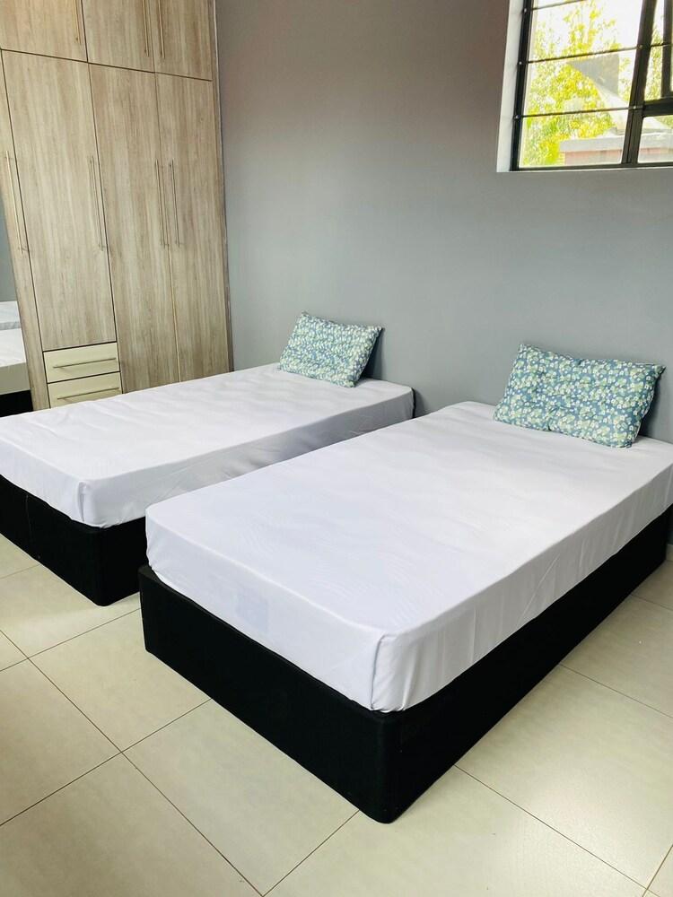 Drimz Guest House Midrand