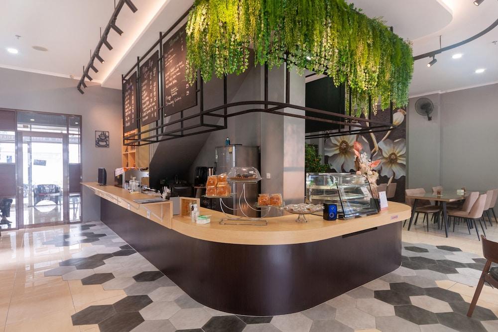 OYO 3216 Ellegan Residence