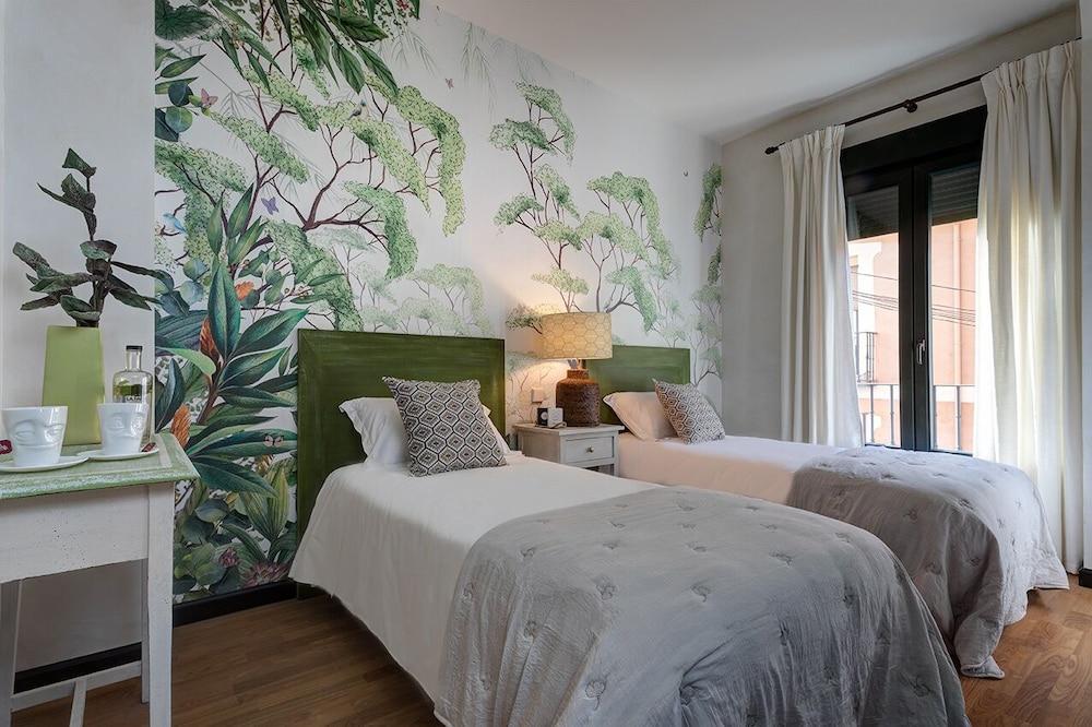 Hospedium Hotel La Farm