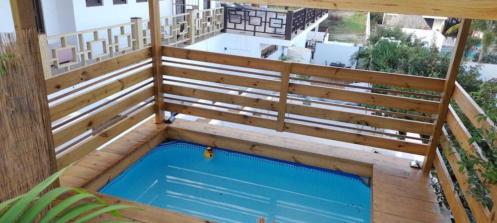 Apartment With Outside Refreshing Cabin - Mi Cuna Close to Beach