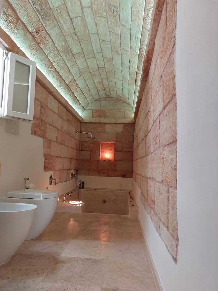 Deluxe Azalea Suite With Private Pool