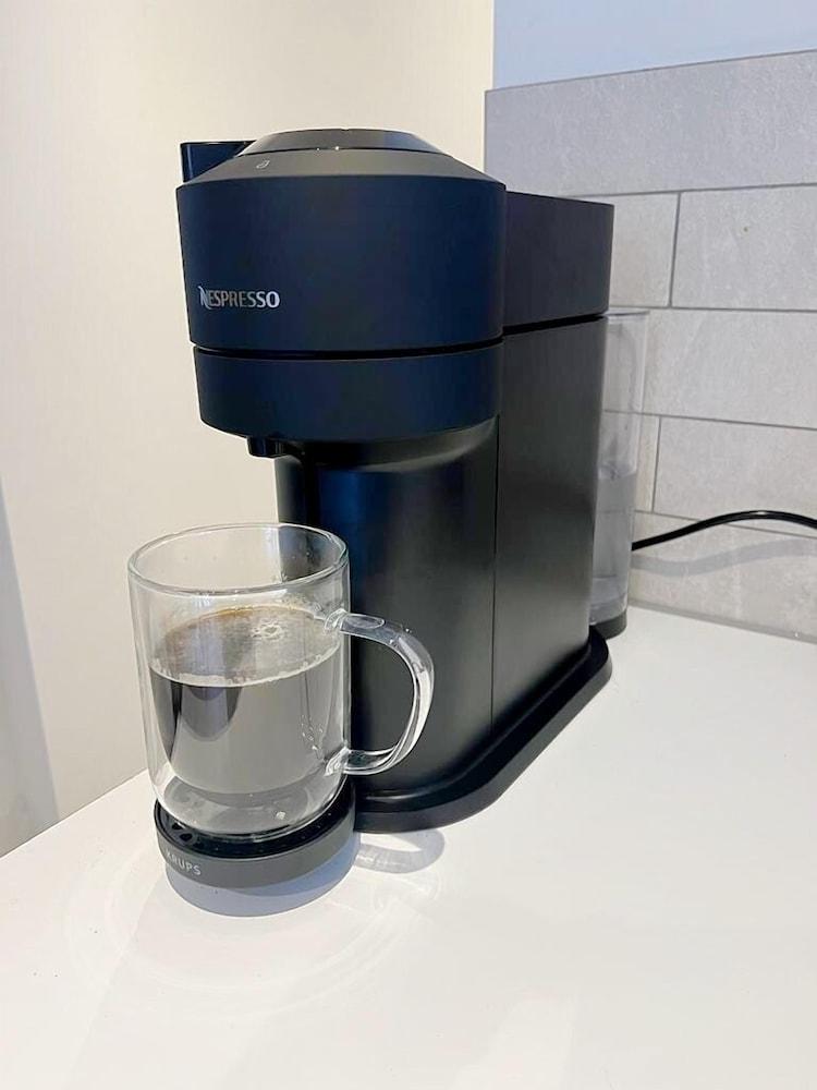 Londwell - Chelsea Garden Flat - Private Oasis