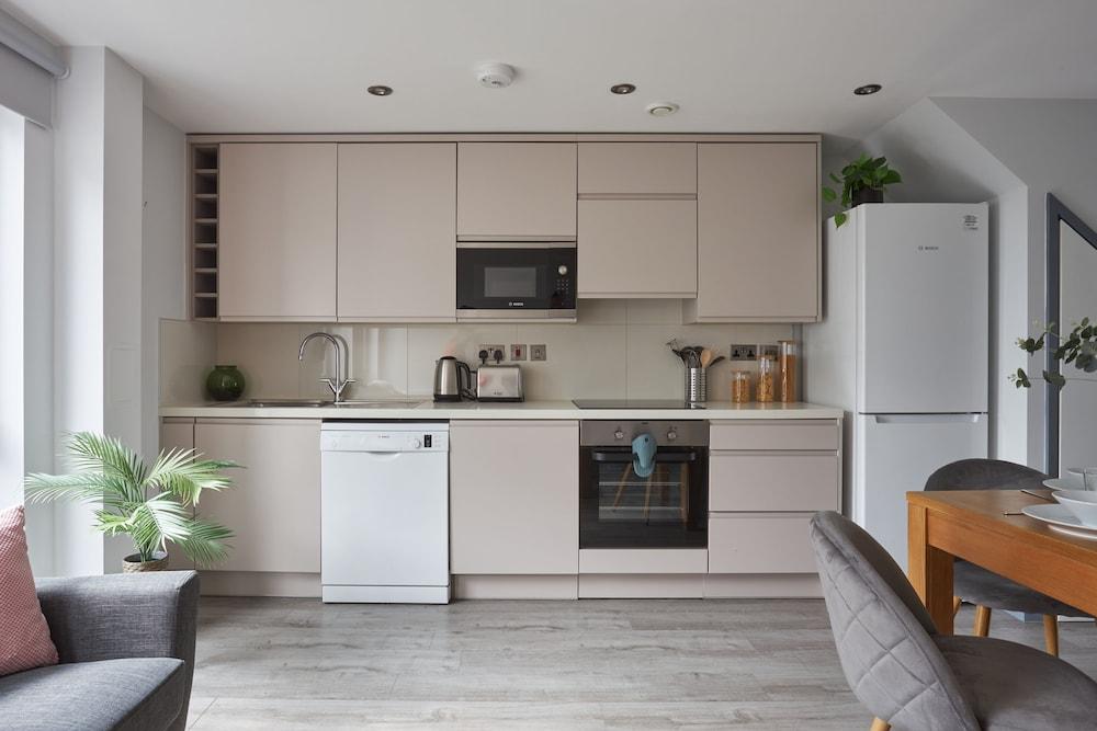 Wembley Stadium by Viridian Apartments