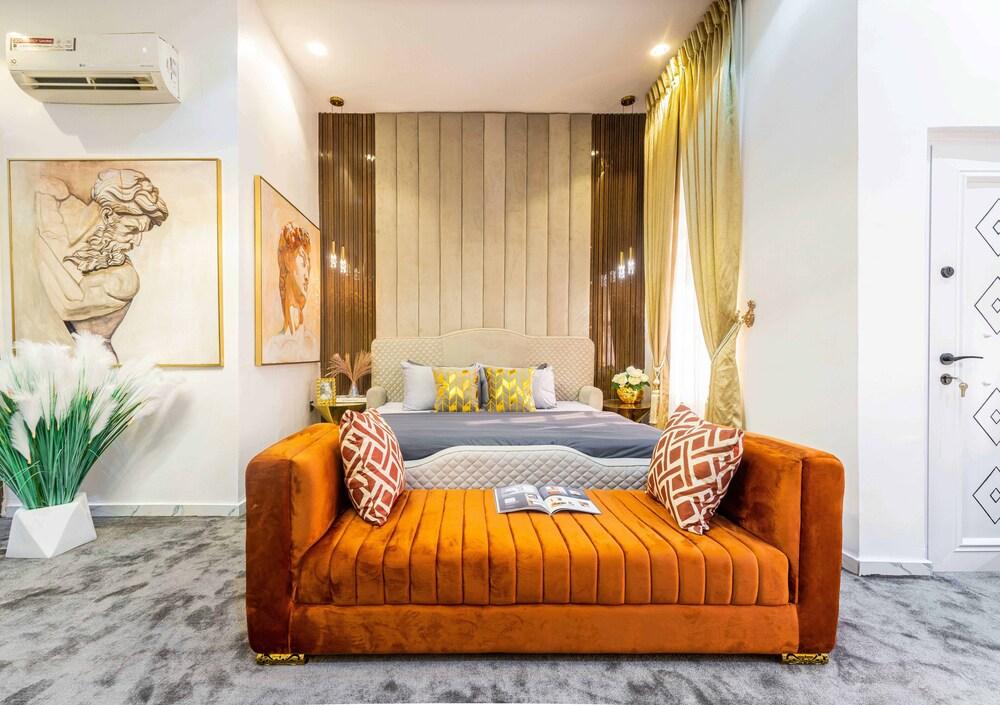 JAYJAY HOMES AND APARTMENT