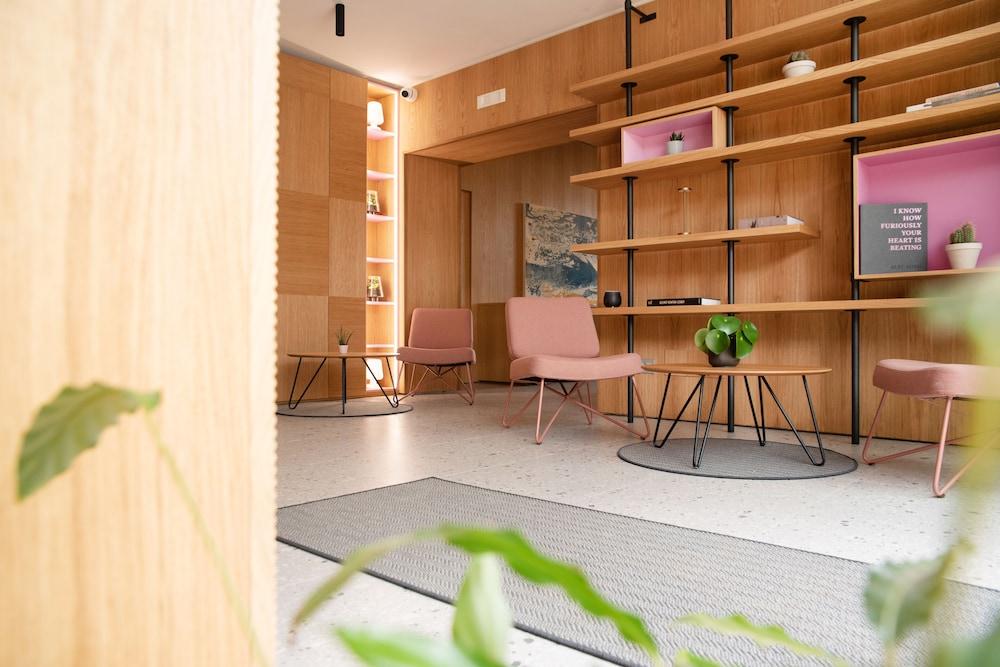 Lisetta Gardens Boutique