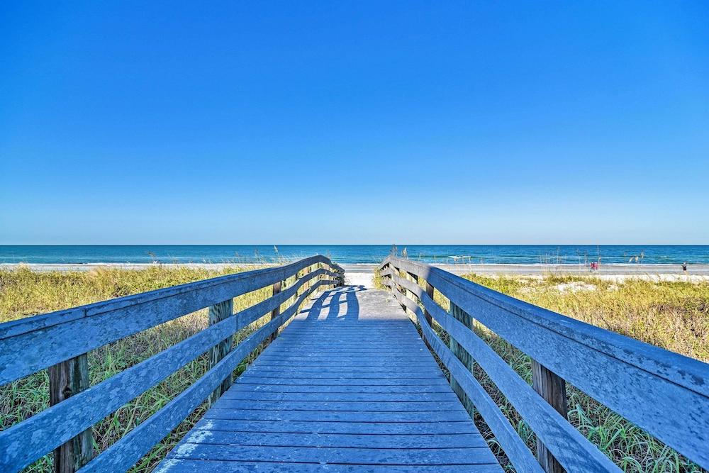 Bayfront Clearwater Beach Condo w/ Pool Access!