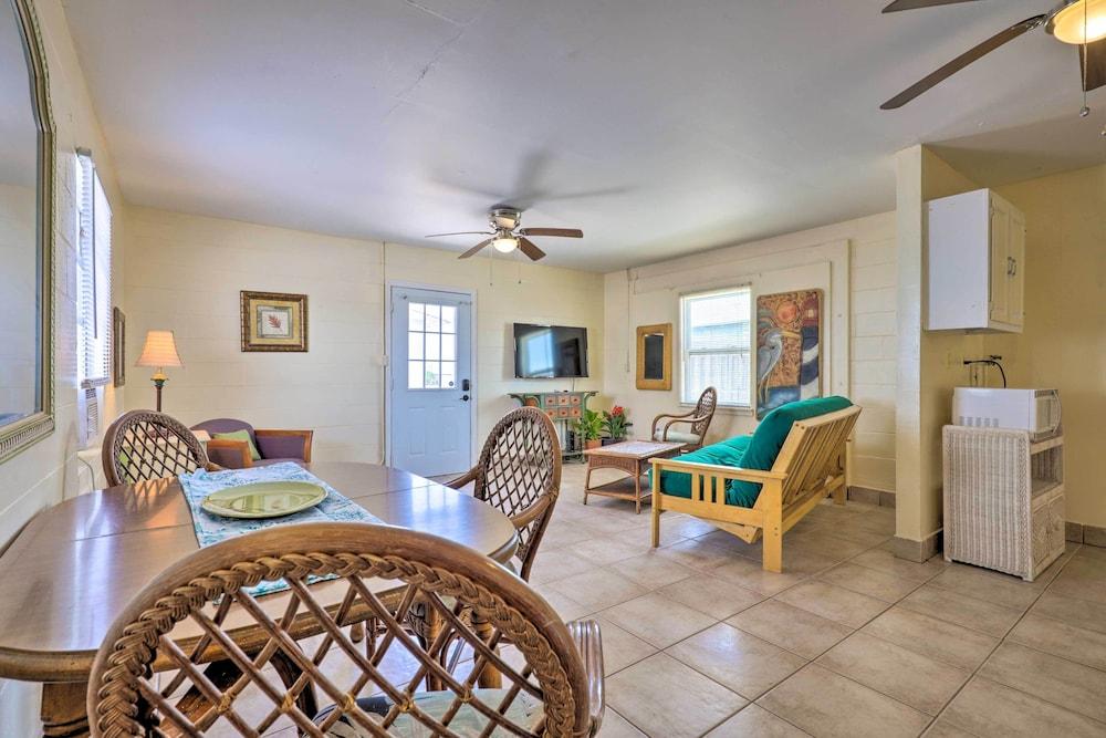 Beachfront Cottage in St Augustine - Pet Friendly!