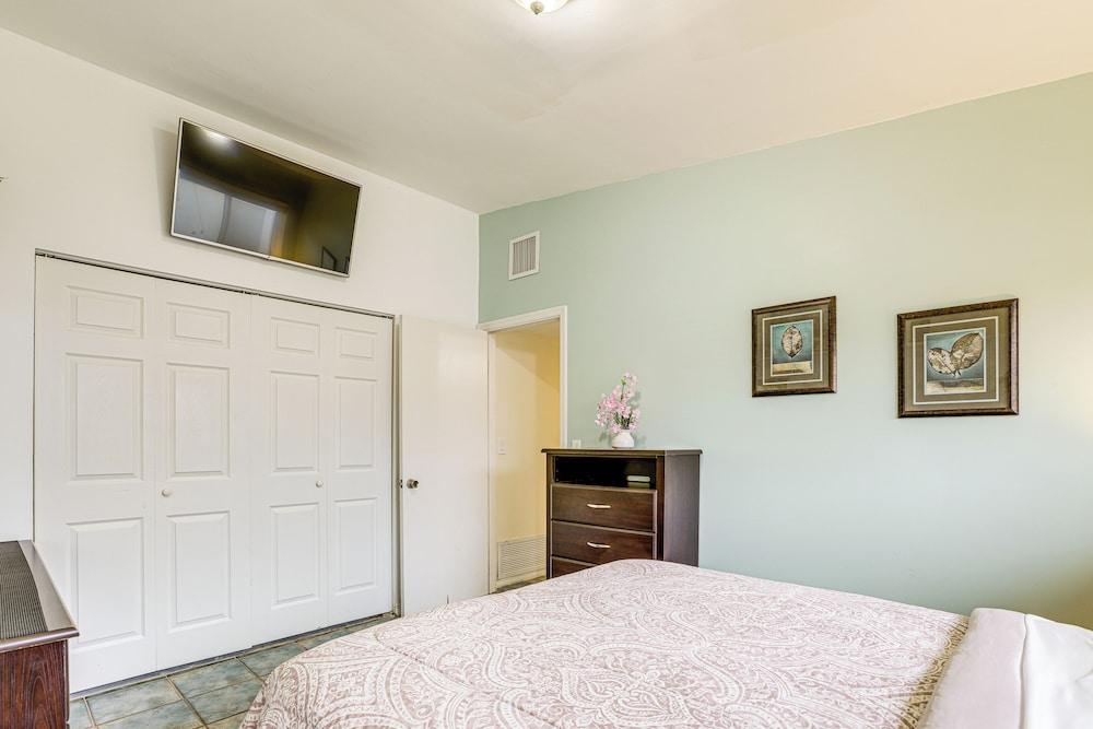 Riverfront House in Port St Lucie w/ Pool & Dock!