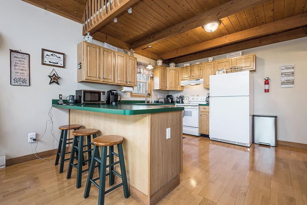 Mountain Freedom by Taylor Made Deep Creek