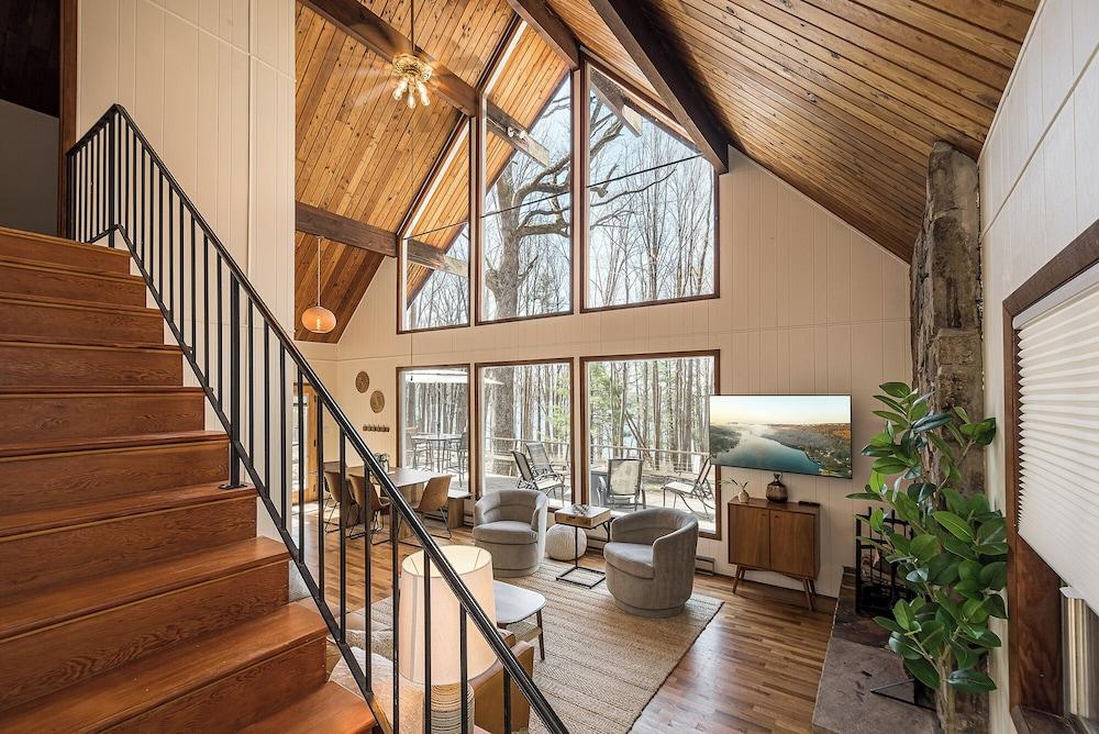 Blue Horizon by Taylor Made Deep Creek