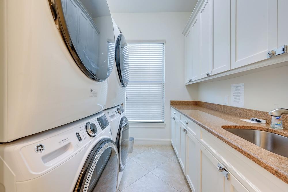 Chic Naples Retreat w/ Private Heated Pool & Lanai