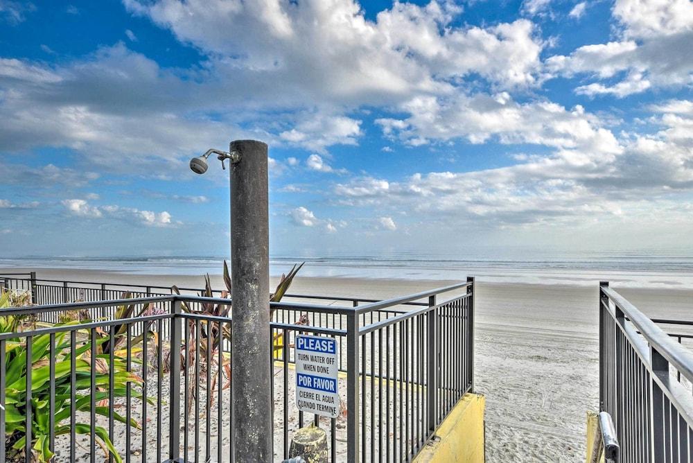 Daytona Beach Studio w/ Pool + Ocean Access!