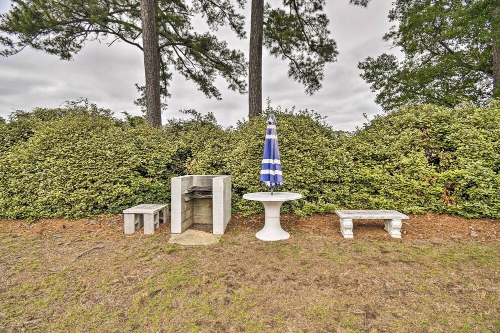 Baytree Golf Colony Studio ~ 5 Mi to Beach!