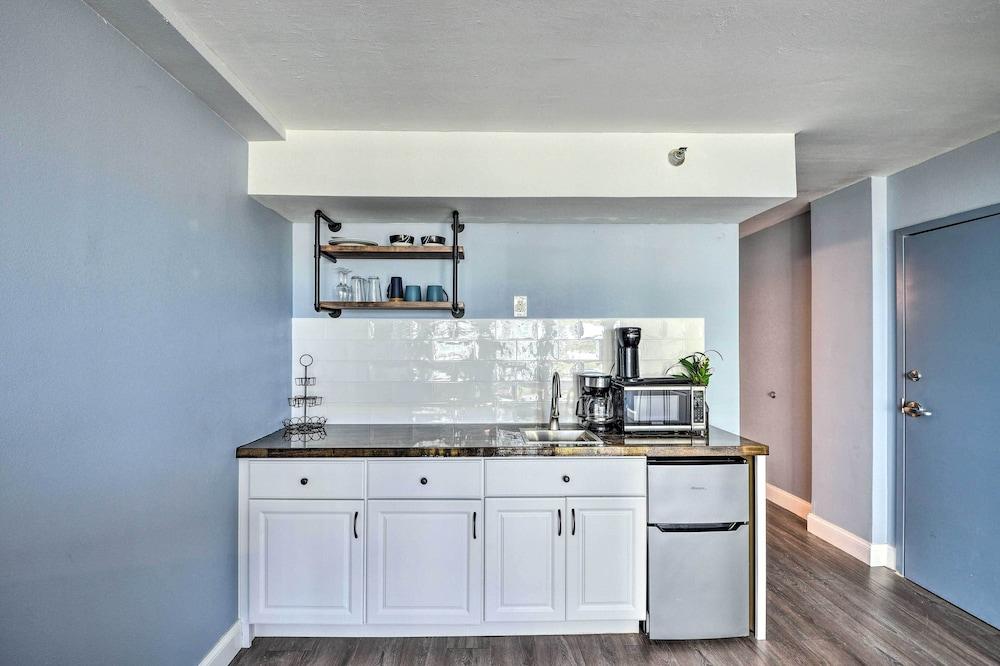 Cozy Daytona Beach Studio w/ Beach Views!