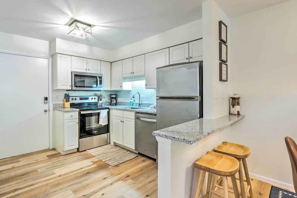 Fiddler's Cove Condo By Golf Course & Beach!