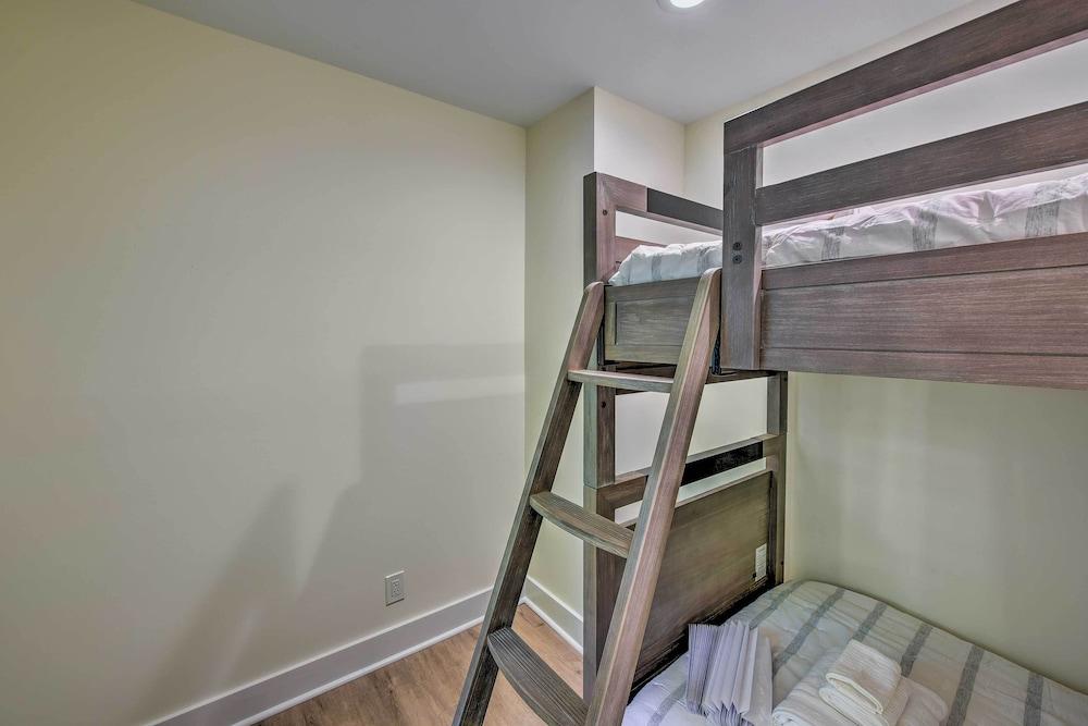 Hilton Head Escape w/ Private Beach Access!