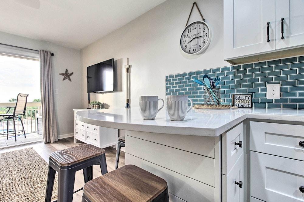 Hilton Head Island Gem w/ Ocean & Pool Views!