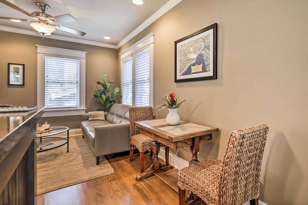 Hyde Park Luxury Studio w/ Prime Location!