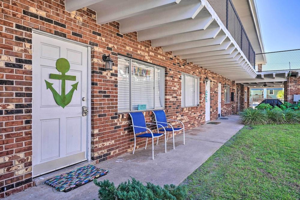 Steps to Public Beach: Panama City Condo w/ Pool