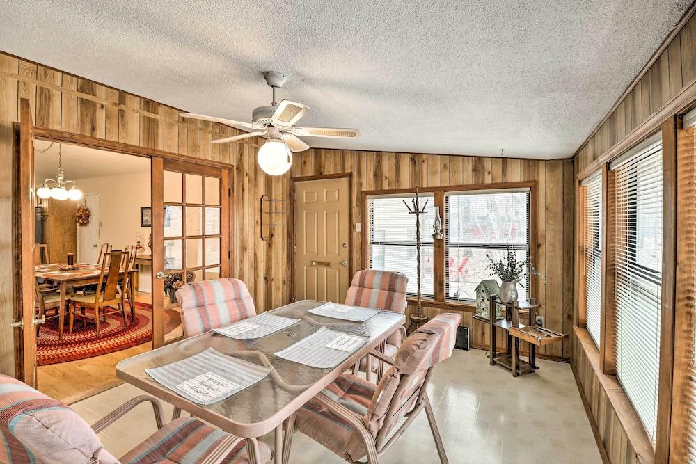 40-acre Poplar Bluff Nature Lovers Paradise!