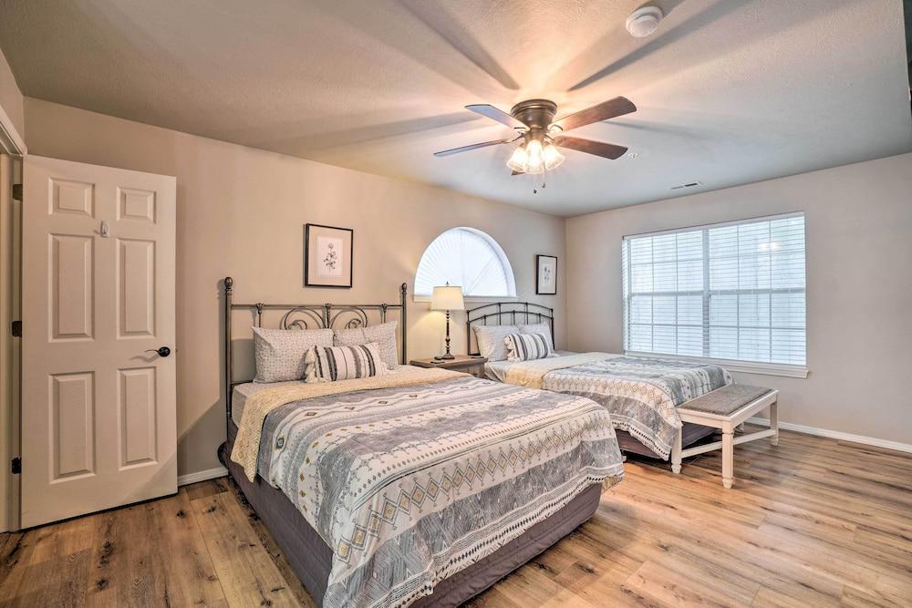 Branson Condo ~ 6 Mi to Silver Dollar City!