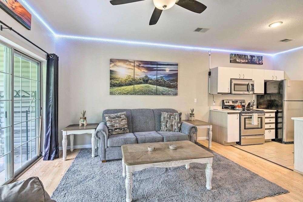 6 Mi to Branson Strip! Dog-friendly Golf Condo