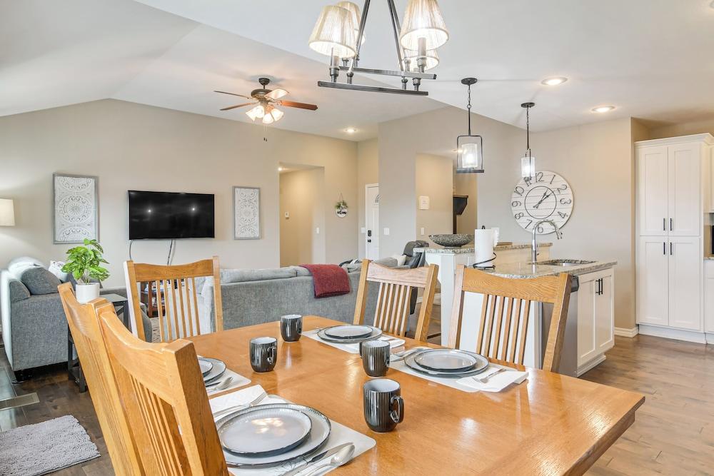 Ozark Home: Pool Access, Deck & Fenced Yard