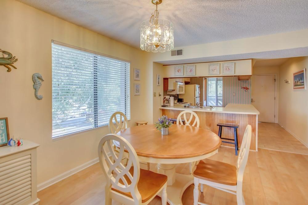 3 Blocks to Ocean: Resort Condo in Myrtle Beach!