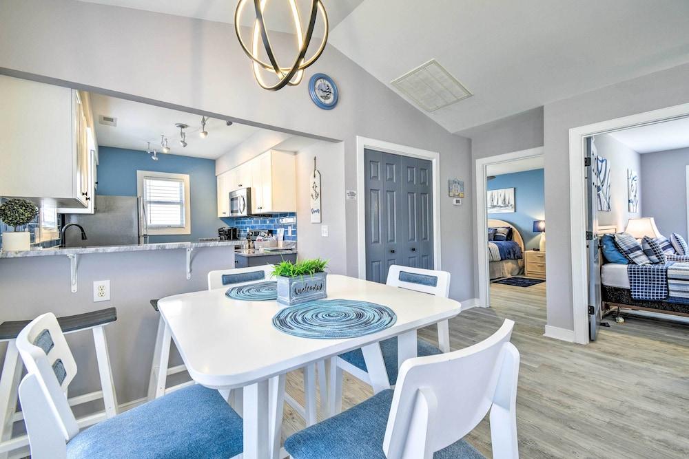 Updated Myrtle Beach Cottage w/ Shared Pool!