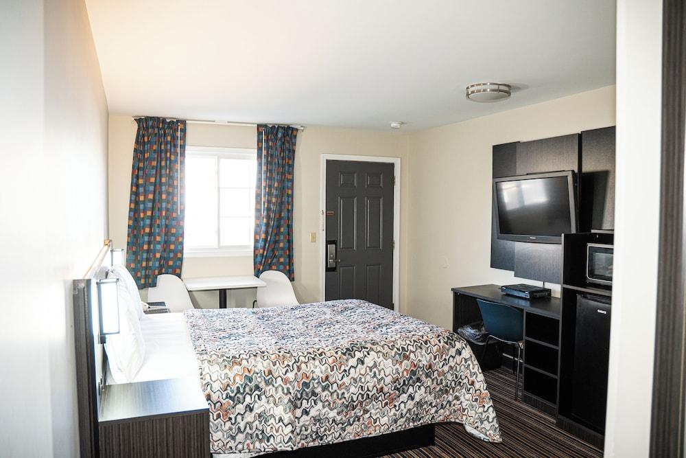 Capri inn and Suites