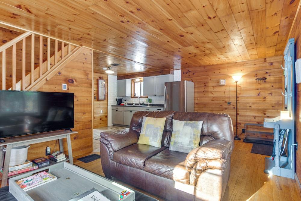 Center Ossipee Cabin w/ Game Room & Fire Pit!