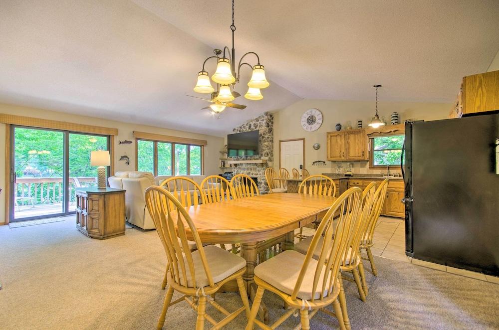 Private Boat Dock: Lakefront Eldon Home!