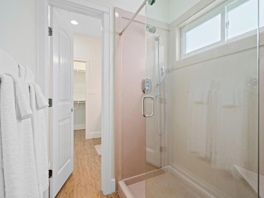 Magnolia Cottage by Miss Kitty’s